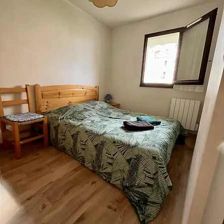 Les Pieds Dans Le Sable Cabourg